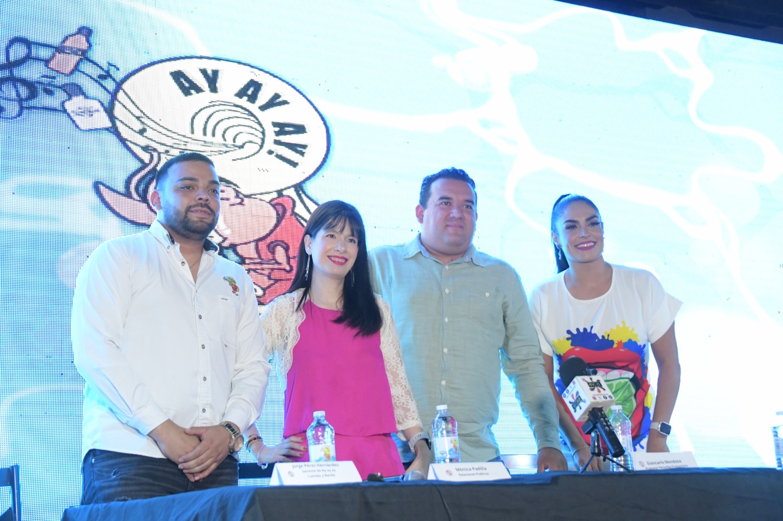 *Se presenta Oscar Burgos y Guerra de Chistes en Chihuahua este 17 de agosto*