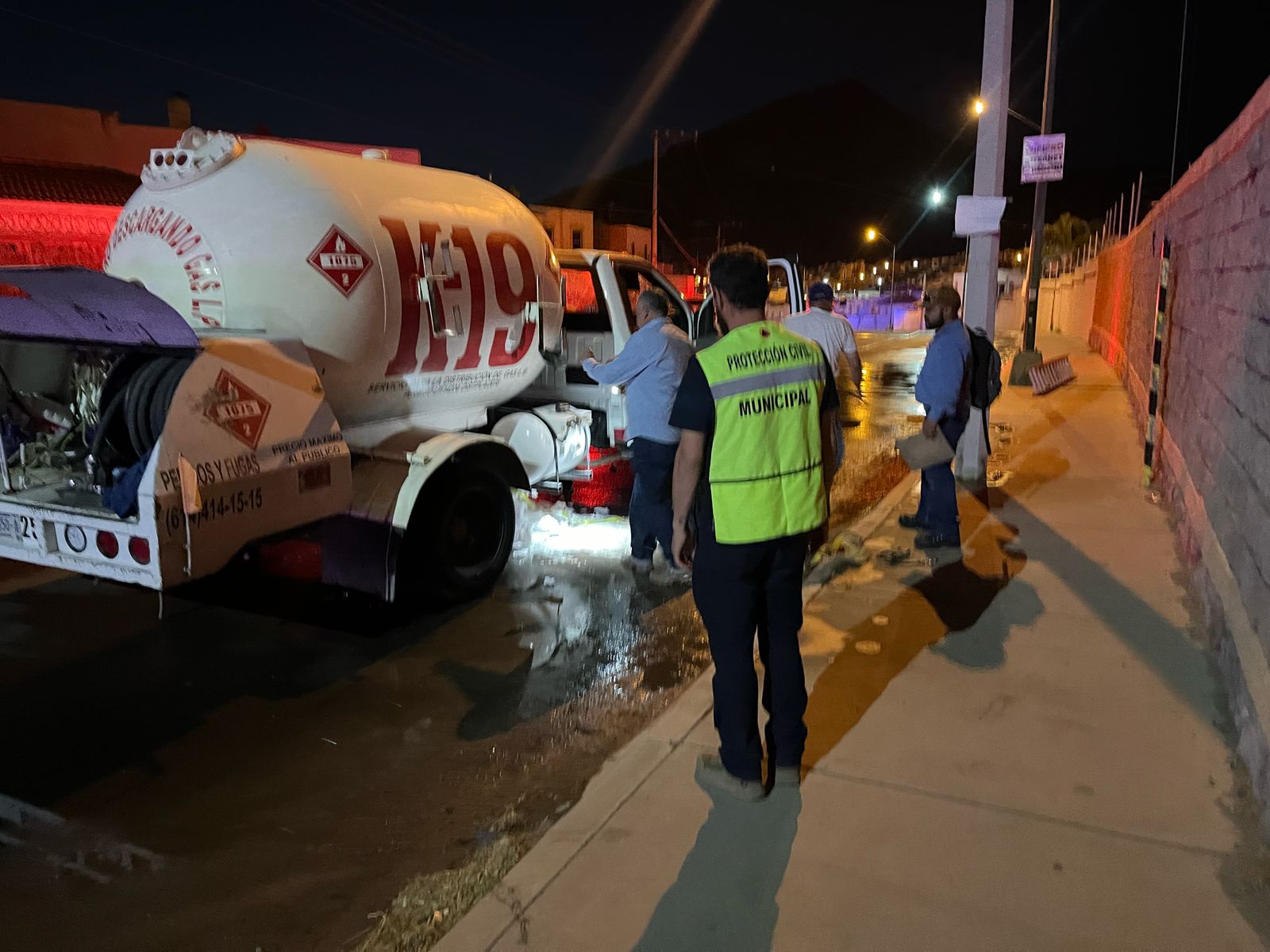 Gobierno Municipal atendió fuga de gas al norte de la ciudad.