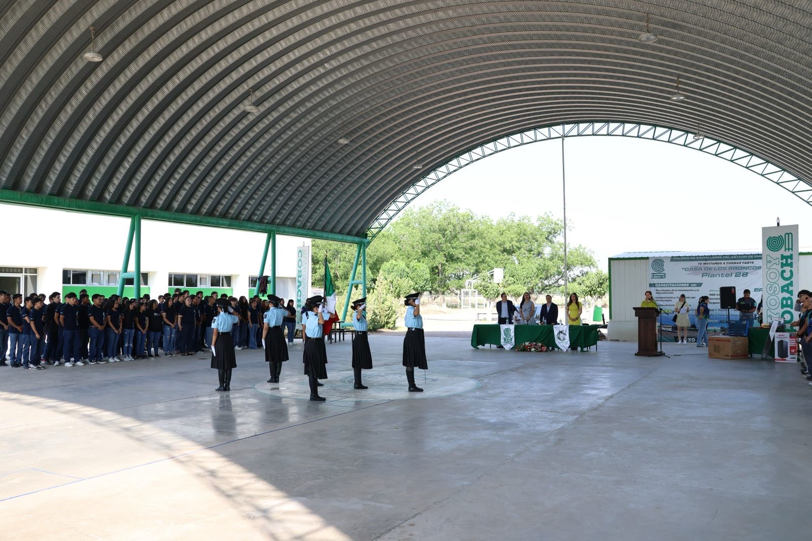 Inaugura Cobach obras de infraestructura y equipamiento en planteles de Meoqui
