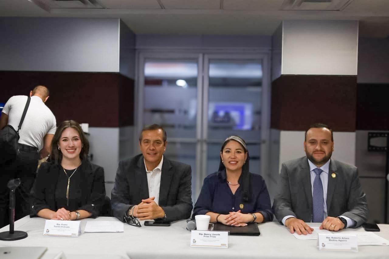 Avanza iniciativa de Alma Portillo para crear unidades contra violencia de género en municipios