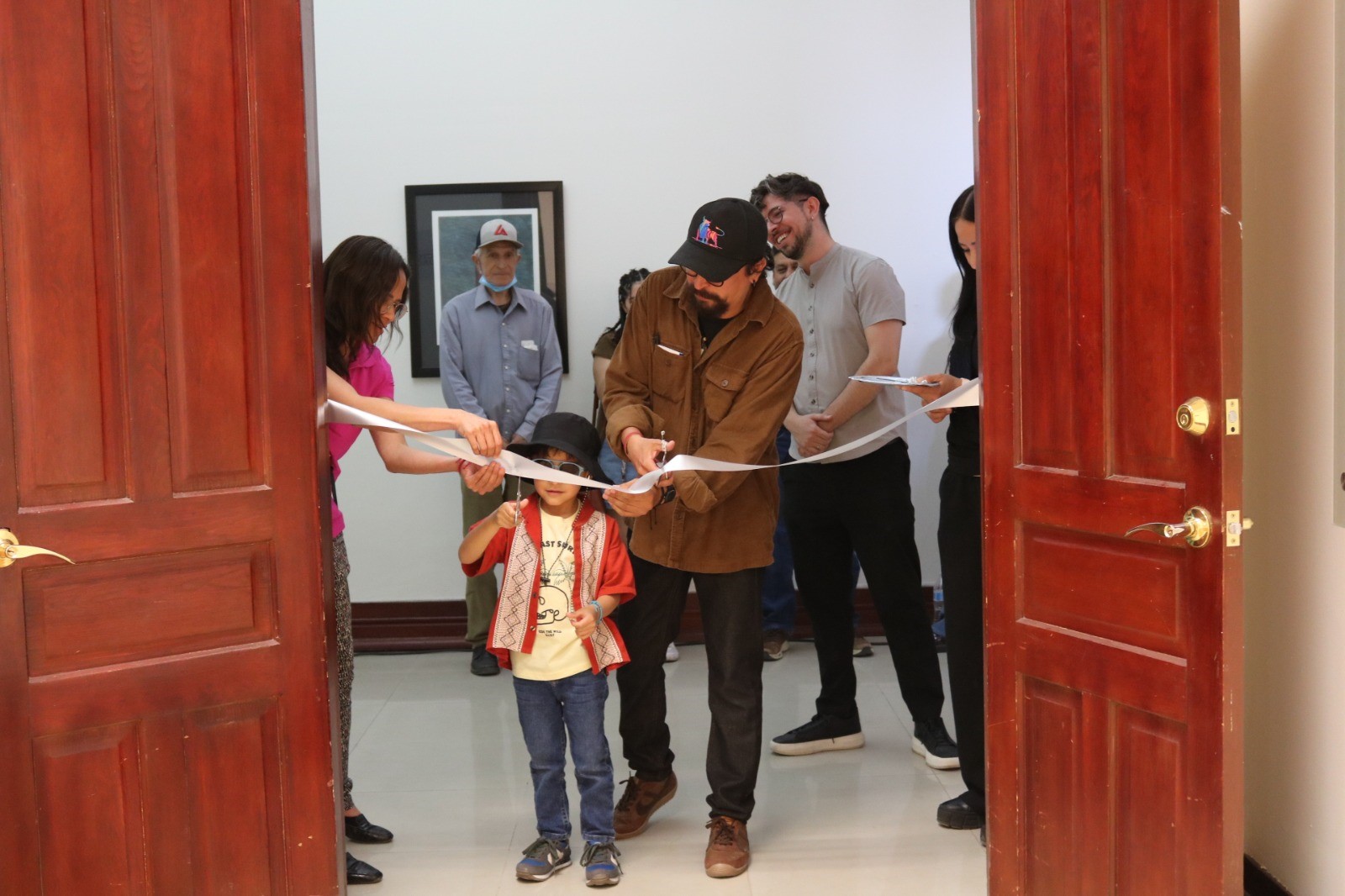 Inaugura UACH la exposición fotográfica «Ahí había un cine».