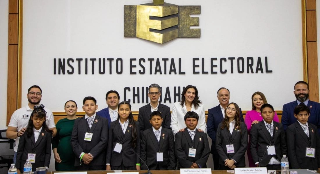 IEE festeja a la niñez con sesión especial del Consejo Electoral Infantil por Un Día