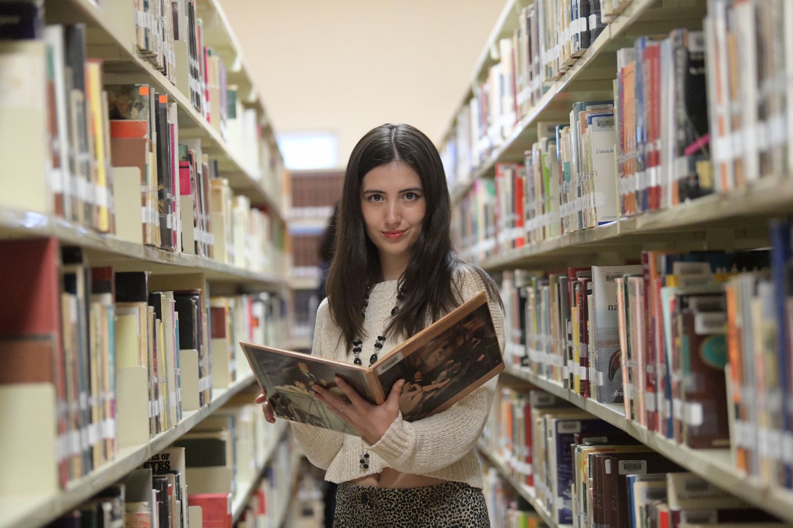 Lanzan UACH y UAA convocatoria para publicar libros digitales de investigación.